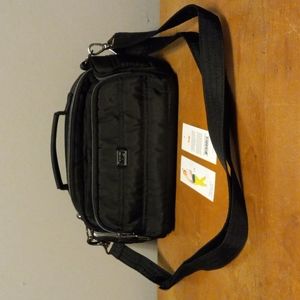 Lug Trolley Crossbody Black